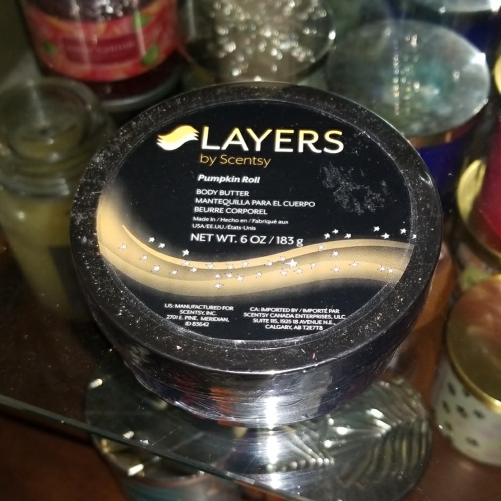 Layers by scentsy Pumpkin roll body butter 6 oz